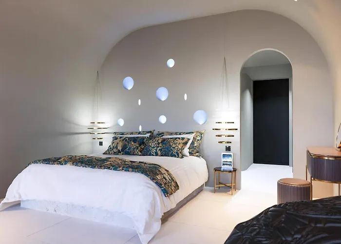 Magical Santorini 1 Bedroom Serenity Private Pool Villa